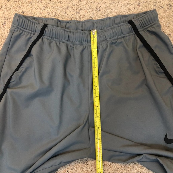 Nike Dri Fit Pants Mens Medium Woven Training Activewear Gray Straight Leg - Picture 11 of 12